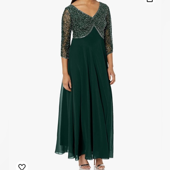 J Kara Women's Petite 3/4 Sleeve V-Neck Beaded Top Long Gown - Picture 6 of 9